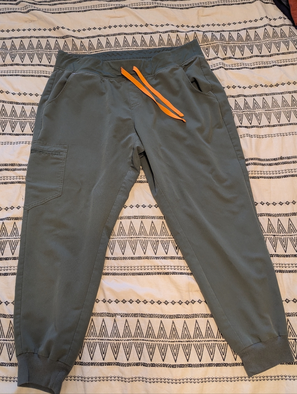 Figs Zamora Jogger Scrub Pants